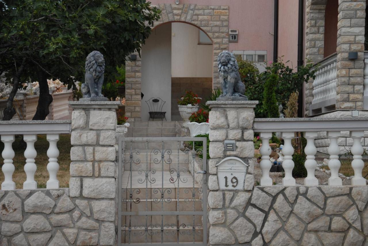 Apartman Joki Novi Vinodolski Esterno foto